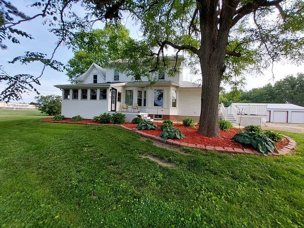 925 N Center Ave