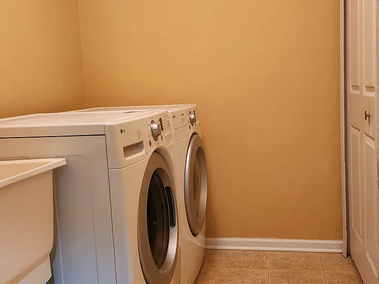 Laundry Room 1