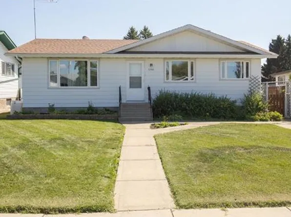 3706 W 51st Ave, Innisfail, AB T4G 1H6