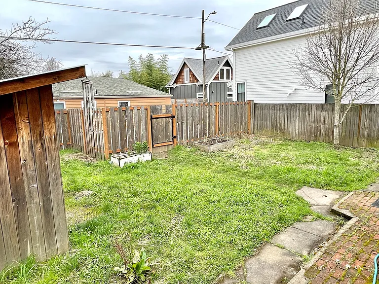 3624 N Albina Ave — Photo 29