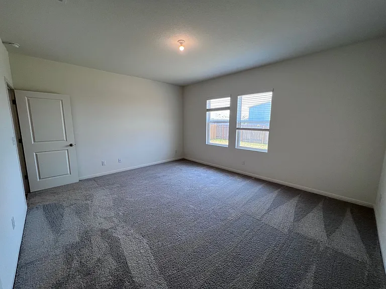 130 Rubrum Rd — Photo 16