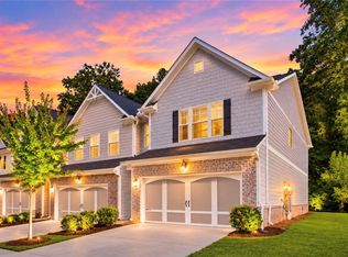 170 Camden Park Dr, Woodstock, GA 30188