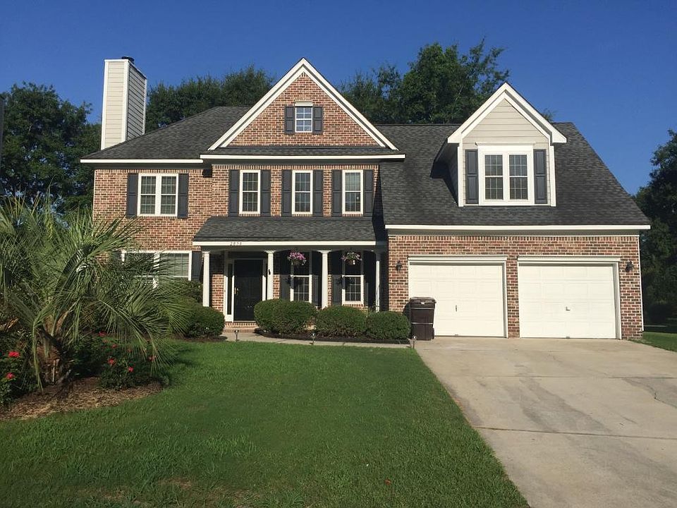 2nd image of 2856 Colonnade Dr