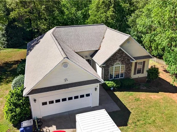 4108 Rock Hill Rd, Pfafftown, NC 27040