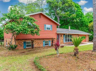 11 Birch Ave, Shalimar, FL 32579