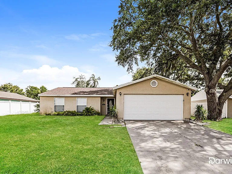 617 Cedar Grove Dr — Photo 1