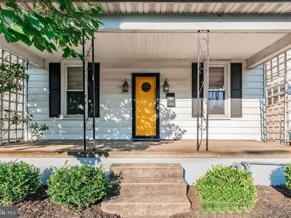 102 S Fayette St, Shippensburg, PA 17257
