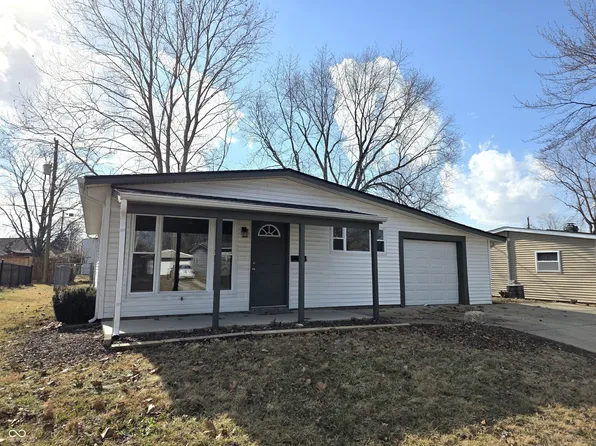 729 Berkeley Dr, Shelbyville, IN 46176