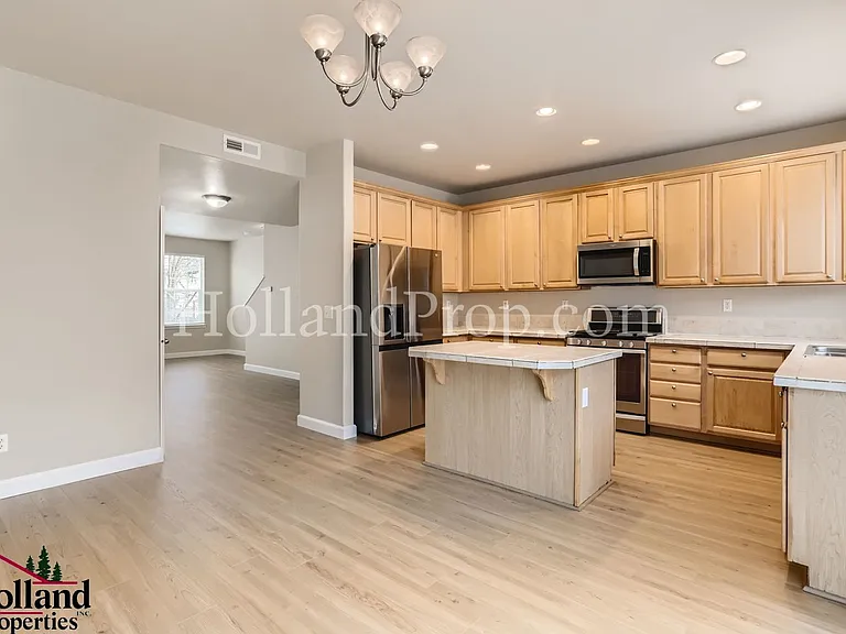 4815 SE Teakwood St — Photo 8