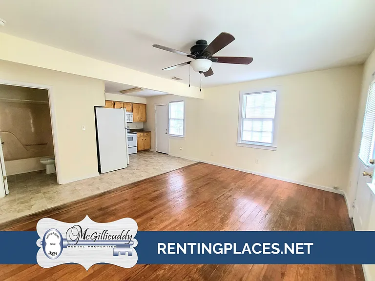 1210 Holden Dr — Photo 5