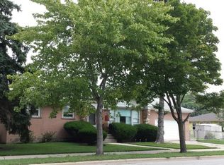 7603 N Nora Ave, Niles, IL 60714