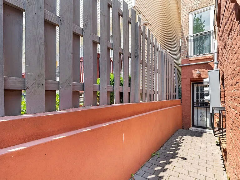 444 Pacific Ave #1 — Photo 10