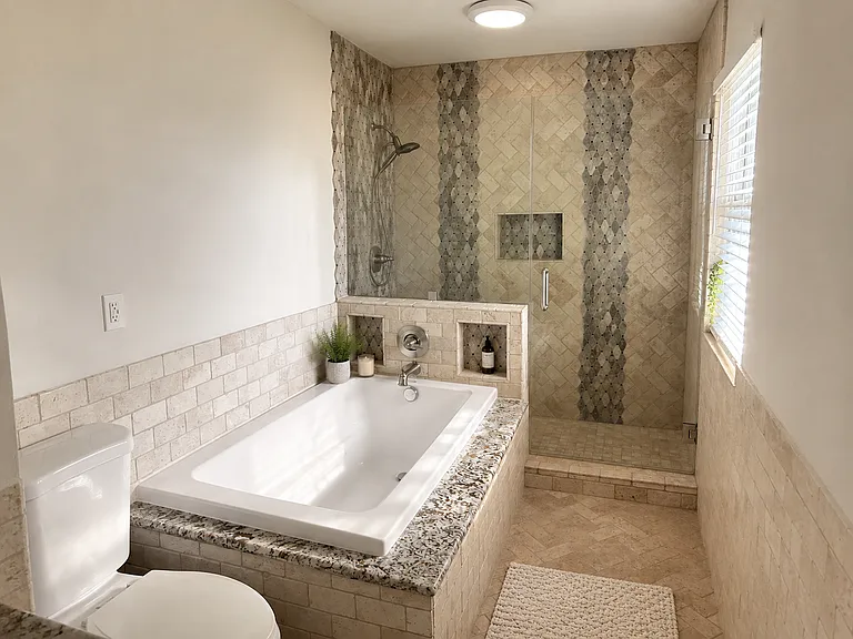 6718 Cypress Lake Dr — Photo 15