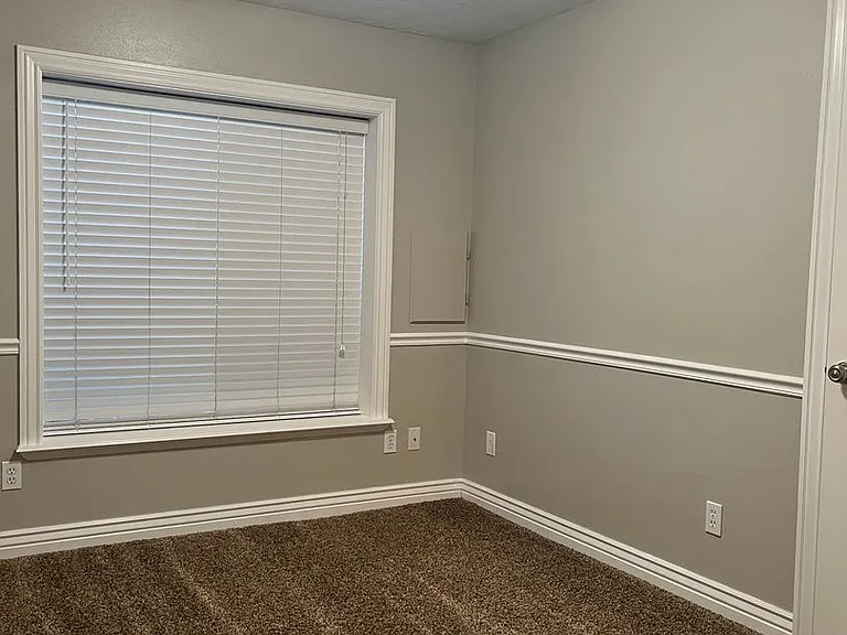 339 N 600 E — Photo 5