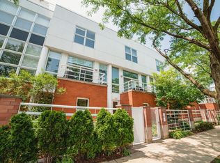 2924 N Paulina St, Chicago, IL 60657