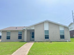 2938 Esquire Ln, Garland, TX 75044