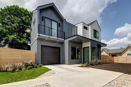 4424 Hank Ave #3 Photo 1