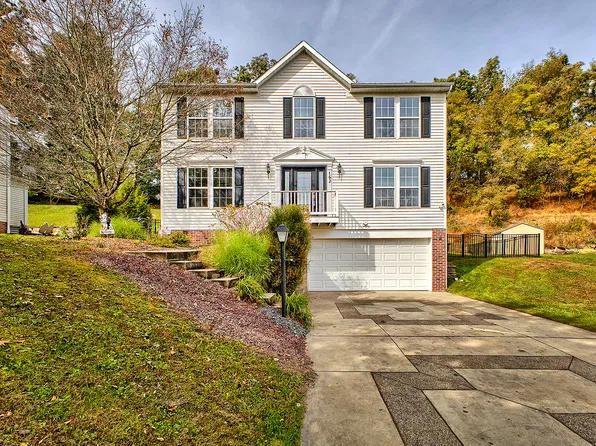 162 Janyce Dr, Greensburg, PA 15601