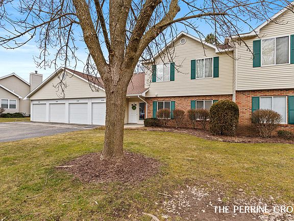 3rd image of 3139 Windcrest Dr NE