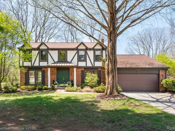 42559 Steepleview St, Northville, MI 48168