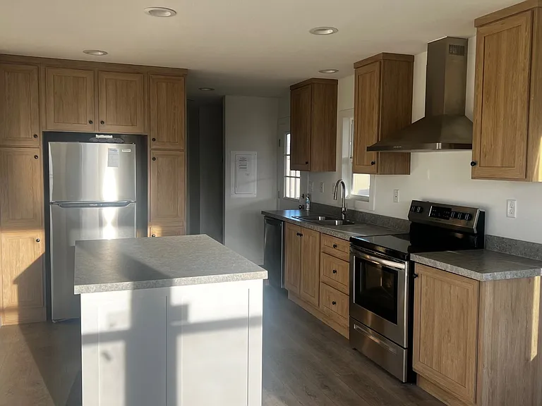 2627 S Lamb Blvd #81 — Photo 7