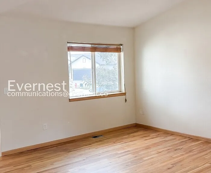 250 Opal Ct — Photo 7
