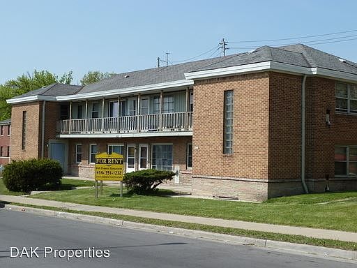 2nd image of 5541 N Teutonia Ave APT 4
