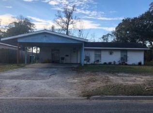 913 Shafer St, Westlake, LA 70669
