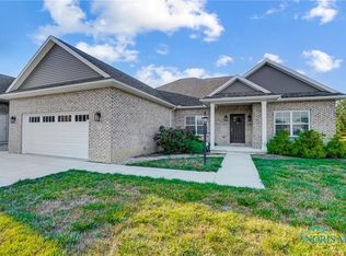 2761 Timberview Ct, Findlay, OH 45840