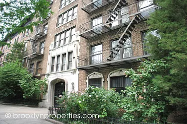 300 Eighth Avenue in Park Slope