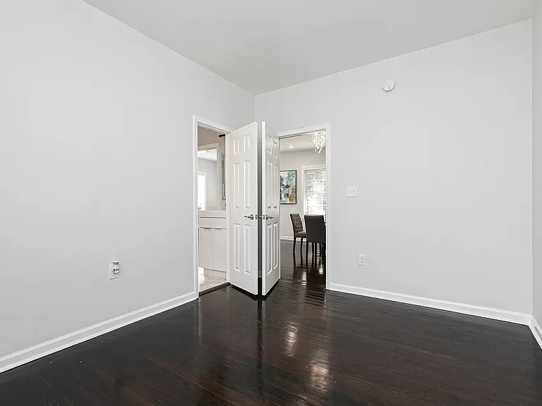 2085 Browns Mill Rd SE — Photo 32