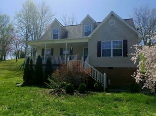 146 Michael Ln, Jacksboro, TN 37757