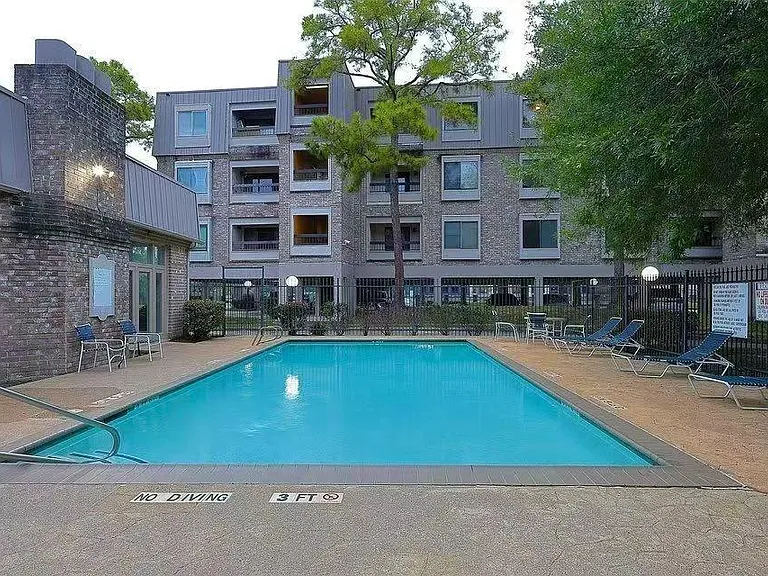 2213 S Braeswood Blvd #13B — Photo 39
