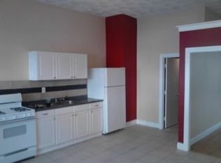 136 Oakland Ave #1, Providence, RI 02908