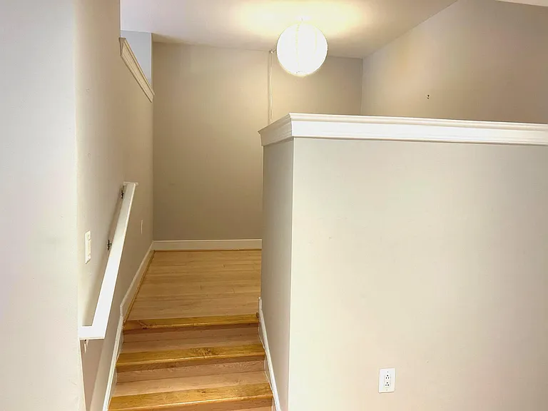 2425 L St NW #421 — Photo 16