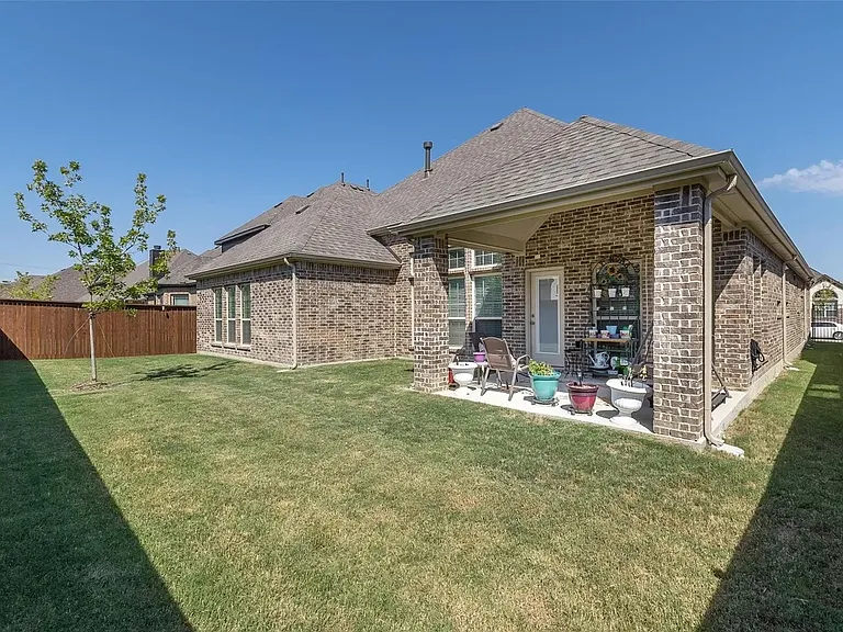 543 Logans Lndg — Photo 29