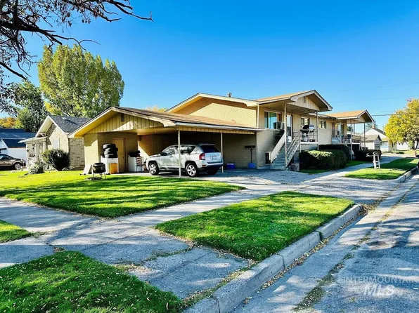 227 E 17th St, Burley, ID 83318