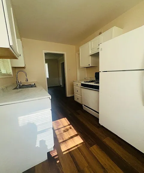 1484 Merrycrest Dr — Photo 4
