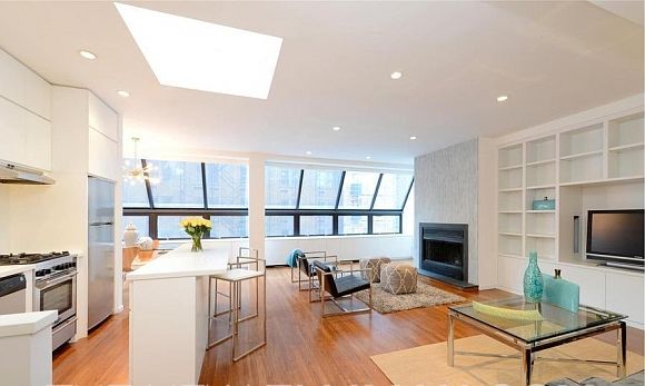 1st image of 57 W 58th St #Phc