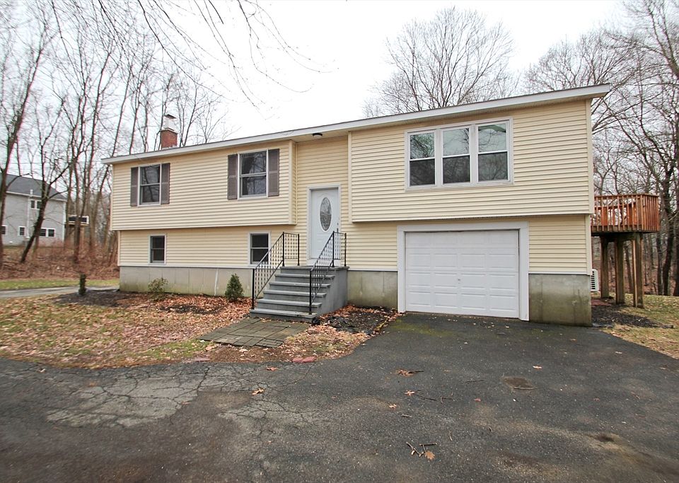 322 Dale St, Chicopee, MA 01020 Zillow