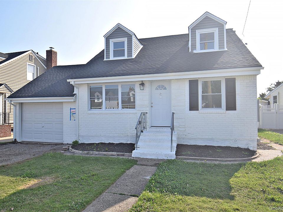 1st image of 240 Columbus Parkway
