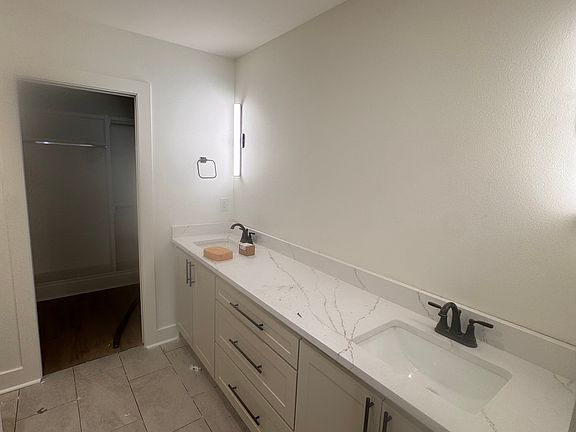 5th image of 13423 Teton Dr