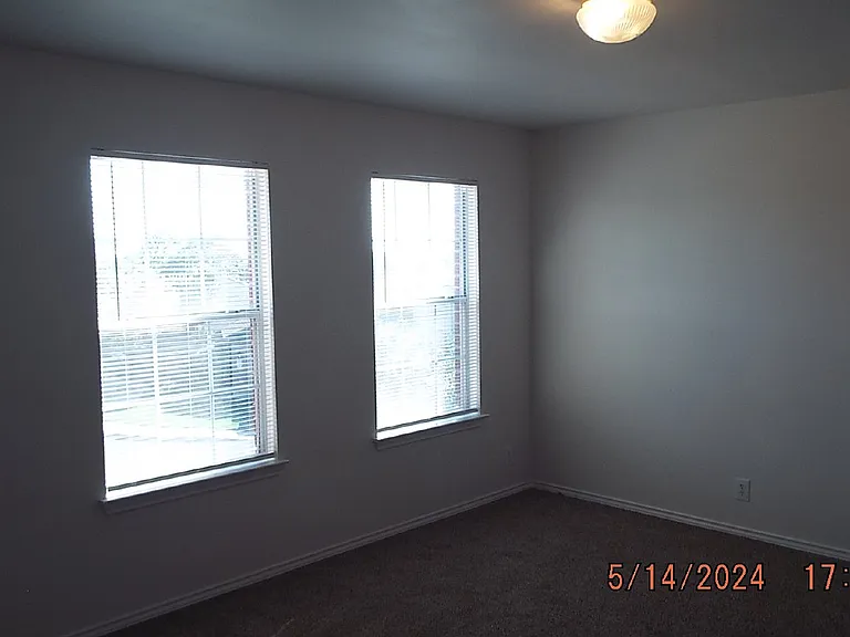 26144 Amber Sky — Photo 17