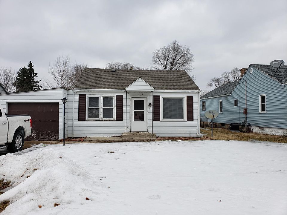 1st image of 820 Marie Ave