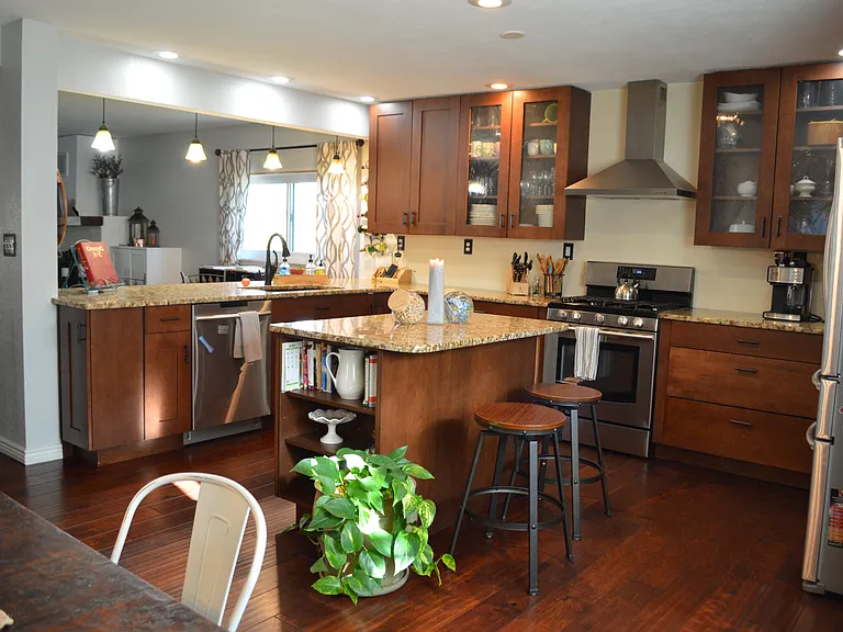 3225 S Eudora St #1 — Photo 2