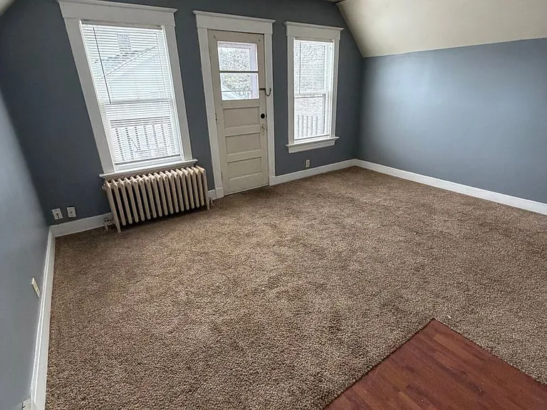 2118 Michigan Ave — Photo 3