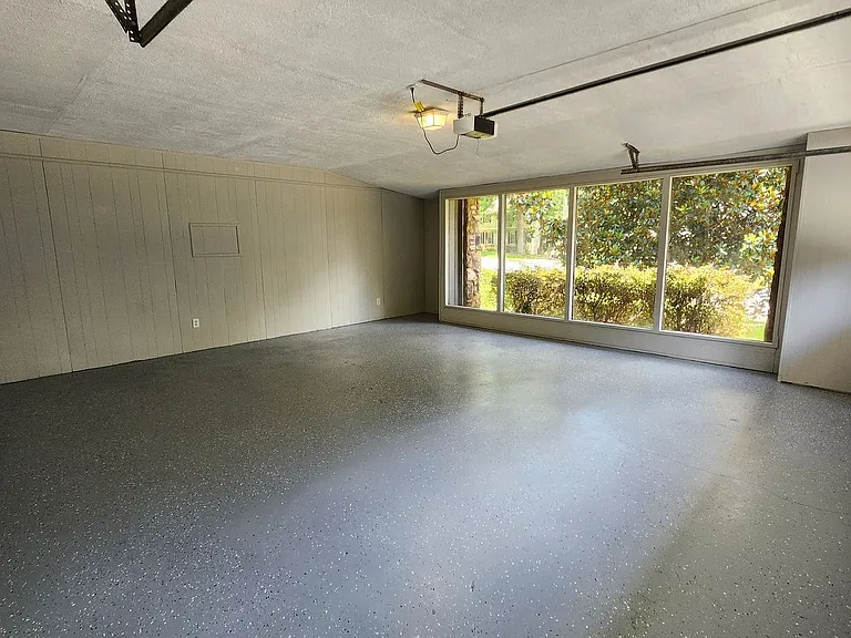 1693 Briarbend Ct — Photo 16