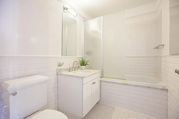 Sold by Verus Real Estate | media 6