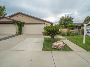 25731 Lupita Dr, Santa Clarita, CA 91355