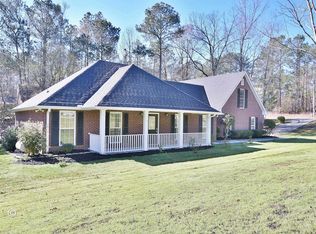 407 Rosewood Dr, Fortson, GA 31808